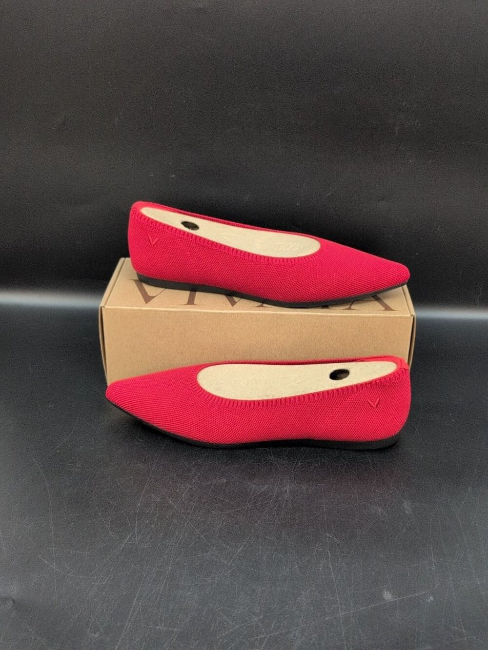 Vivaia Aria5 Pointed Toe Knit Slip On Women's Ballet Flat Shoes US 8 Ruby Red